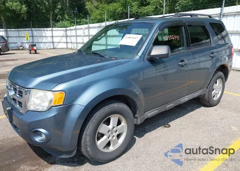 2011 Ford Escape Xlt Automatic z USA, uszkodzony, nr VIN 1FMCU9DGXBKA58634
